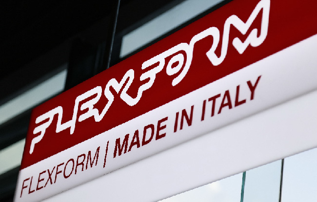 Kem Corp México - Edecanes y Catering para Flexform